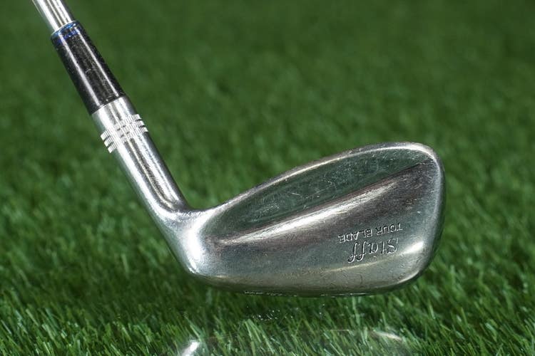 Vintage Wilson Staff Tour Blade 9 Iron Dynamic Stiff Steel Golf Pride Victory RH
