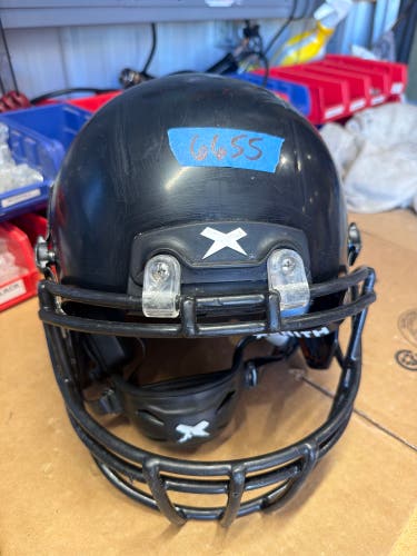 USED XENITH X2E+ YOUTH FOOTBALL HELMET - MEDIUM - BLACK