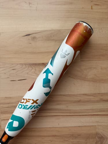 DeMarini CFX 28/17 (-11) Fastpitch Softball Bat