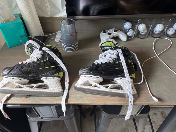 2021 Bauer GSX Hockey Goalie Skates Size 2 (Used)