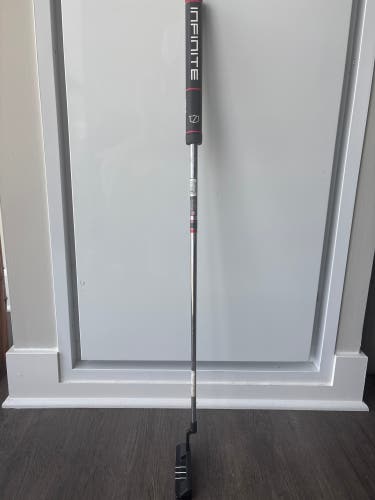 2024 Wilson Staff 2024 Infinite Windy City Blade Right Handed Putter Steel 35" (Used)