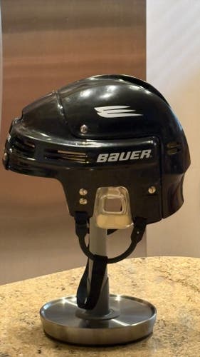 Bauer HH4000 Helmet | Senior Large Black | Very Good Condition (Used)
