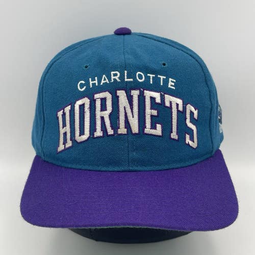 Vintage Starter Charlotte Hornets Arch Script Snapback Hat 100% Wool Cap NICE