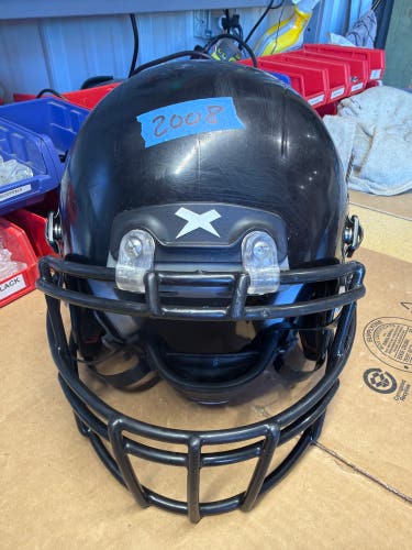 USED XENITH X2E+ YOUTH FOOTBALL HELMET - MEDIUM - BLACK