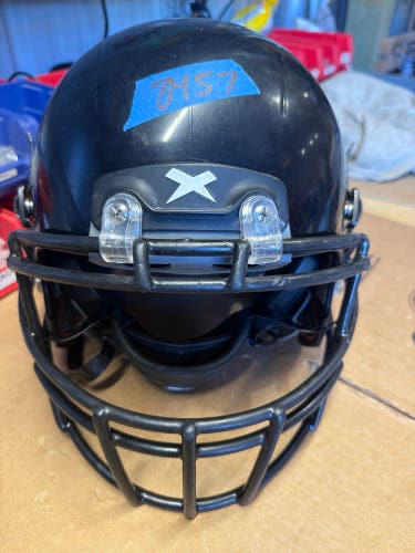USED XENITH X2E+ YOUTH FOOTBALL HELMET - MEDIUM - BLACK