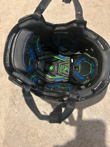 Medium Bauer Re-Akt 155 Helmet Pro Stock (Used)