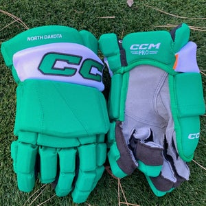13” CCM HGPTKXFPP (XF Pro) North Dakota Pro Stock Gloves *Read Full Description*