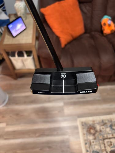 Sub 70 Sub 70 Sycamore 005 Wide Blade Blade Right Handed Putter 36" Center Shafted
