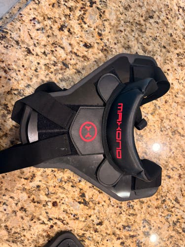 Maxond PRO PLUS goalie neck guard