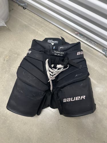 Senior Small Bauer Pro Hockey Goalie Pants (Used)