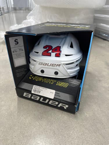 Small Bauer Re-Akt 150 Helmet (Used)