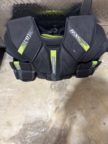 Small 2023 Warrior Ritual X4 Pro Goalie Chest Protector (Used)