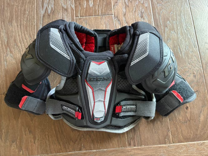 Small Junior CCM JetSpeed FT390 Shoulder Pads (Used)