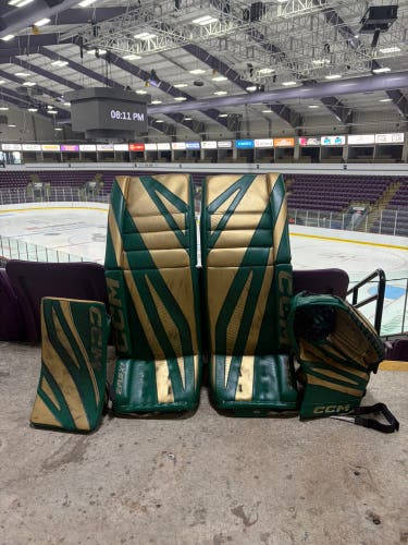33" 2025 CCM EFlex 7 Regular Goalie Full Set Pro Stock (Used)