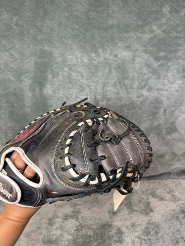 Black Wilson A1000 RH Catcher's Baseball Glove 33" (Used)