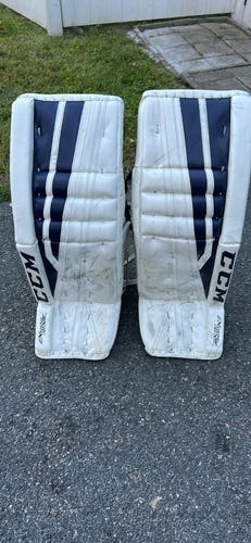 33" CCM Extreme Flex 860 Goalie Leg Pads (Used)