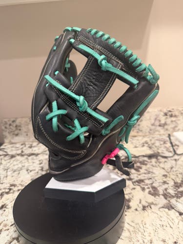 Nike Sha/do Edge RH Baseball Glove 11.5" (Used)