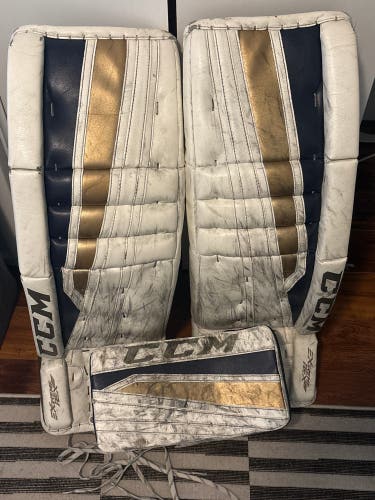 CCM Extreme Flex 2 Goalie Leg Pads (Used)
