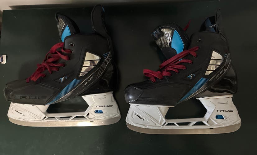 Black 2021 True TF7 Hockey Skates Wide Width 7 (Used)