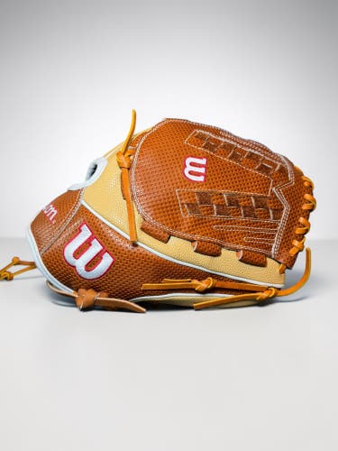 Wilson A2000 RH Baseball Glove 12.5" (New)