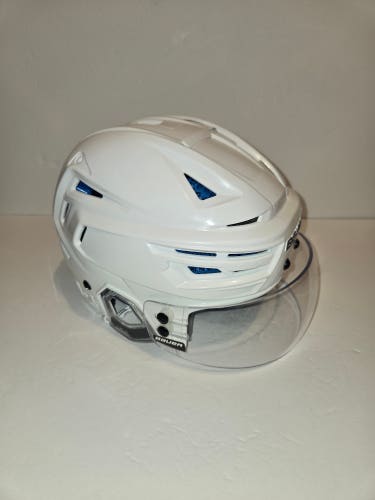 Bauer Re-AKT 3D Custom My Bauer Regulaar Helmet (Used)