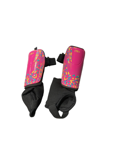 Used Soccer Shin Guards Youth Pink XS 11834-S000057175