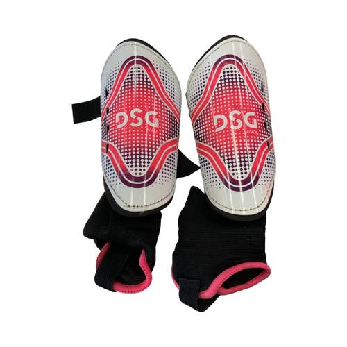 DSG Soccer Shin Guards Junior Small 11859-S000033703