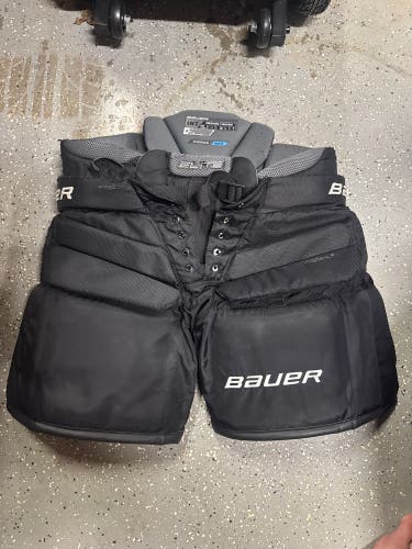 Intermediate Medium Bauer Elite Hockey Goalie Pants (Used)
