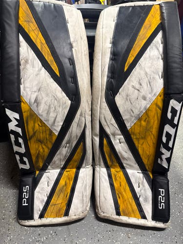 33" CCM Premier P2.5 Goalie Leg Pads (Used)