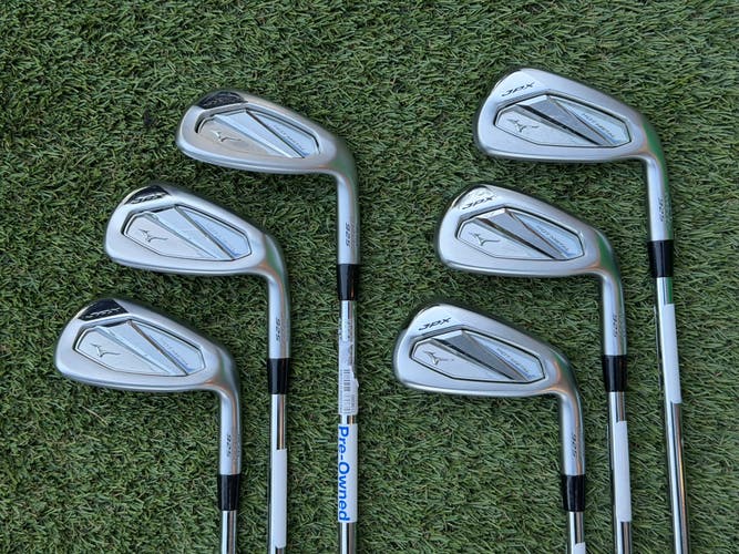 Mizuno JPX 925 Hot Metal Right Handed Iron Set Regular Flex (6 Clubs) 6 - 9, PW, GW 37.25" (Used)