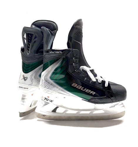 New Bauer Vapor Flylite (green) Skates - Size 9 FIT 1