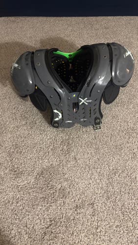 XS Adult Shoulder Pads (Used)