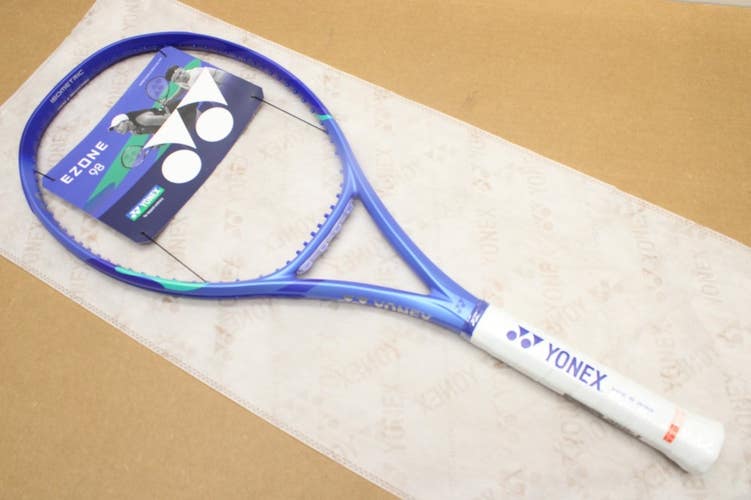 **NEW** 2025 YONEX EZONE 98 (305g) GEN 8 TENNIS RACQUET (4 1/4) BLAST BLUE