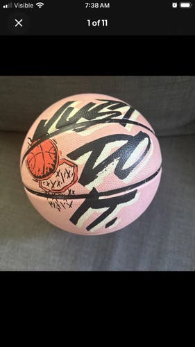 Nike Women’s Everyday Playground Outdoor Graphic Basketball Midsize 28.5” Pink Women's Nike