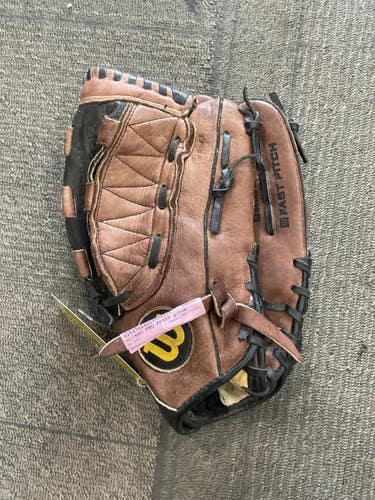 Used Wilson PRO FP450 RH Throw Fastpitch Gloves Brown 11 1/2" 11614-S000244296