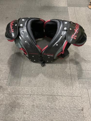 Used Riddell RIVAL YOUTH XL 130 14-15IN FB Shoulder Pads Black XL 11614-S000244226