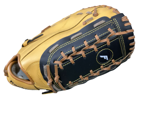 Used Franklin FIELDMASTER BB/SB First Base RH Throw Brown 12 1/2" 11613-S000190042