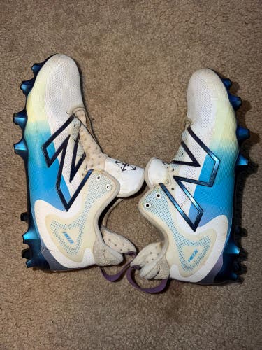 White Men's Size M 8.0 (W 9.0) Adult New Balance Freeze 4.0 Mid Top (Used)