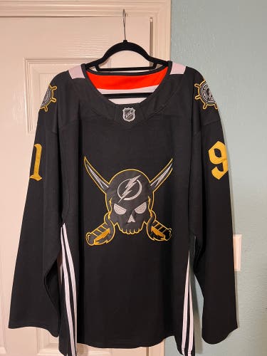 Stamkos XL Jersey (Used)