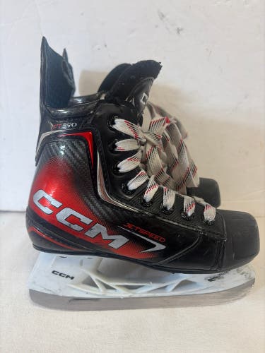 Black CCM JetSpeed FT890 Hockey Skates Regular Width 12.5 (Used)