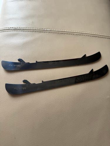 New! Bauer FLY-Ti 272 mm Runner Steel Fly Ti Size 8