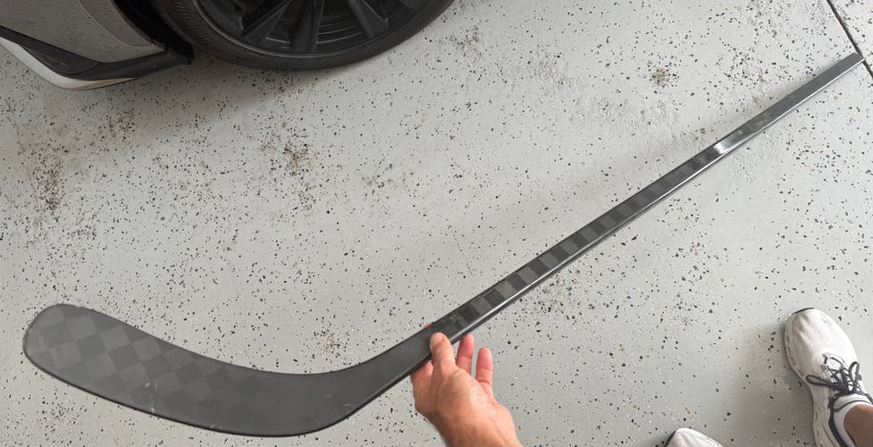 Senior ProBlackout Right Hockey Stick P88 85 Flex (Used)