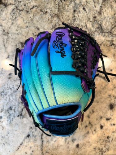 Rawlings Heart of the Hide RH Baseball Glove 11.75" (Used)