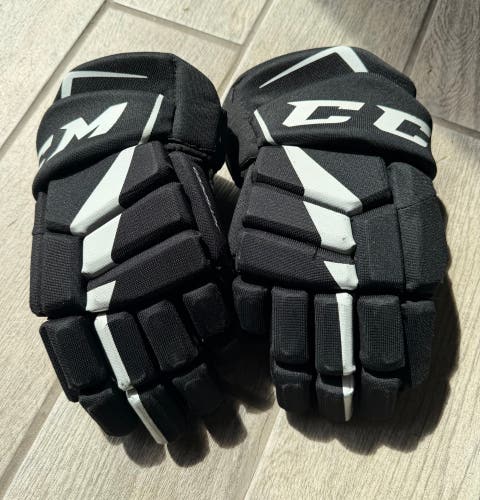 CCM JetSpeed FT475 Gloves 14" (Used)
