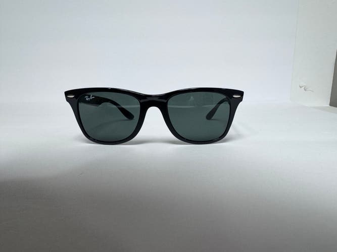 Ray-Ban Wayfarer Lite