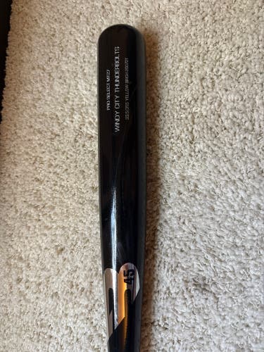 B45 Bat 31.5 oz 33.5" (New)