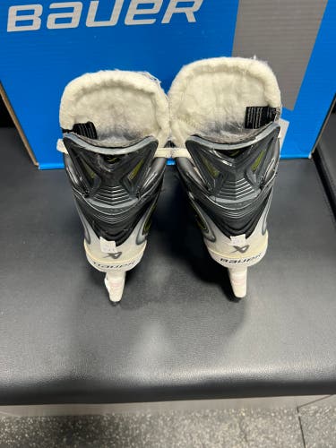 Bauer Vapor X Shift Pro Hockey Skates Size 5 (Used)