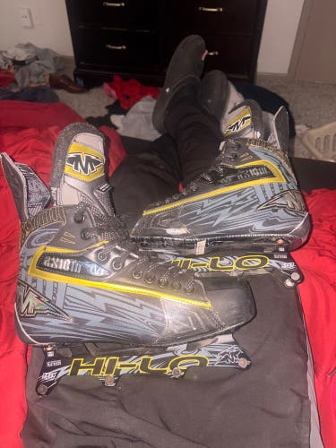 Mission Axiom T8 Inline Skates Extra Wide Width Size 8.5 (Nearly New) (READ DESCRIPTION)