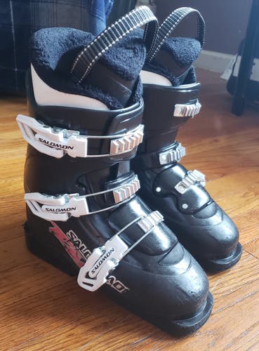 KIDS Ski Boots 22.5 / SIZE 4 YOUTH SALOMON TEAM -3 *USED* WASHED 266mm SHELL