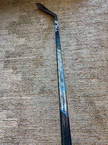 Youth True Project X Hockey Stick Left Hand T92 30 Flex (Used)